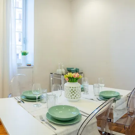 Appartement Cuore Di Piazza Verdi La Spezia